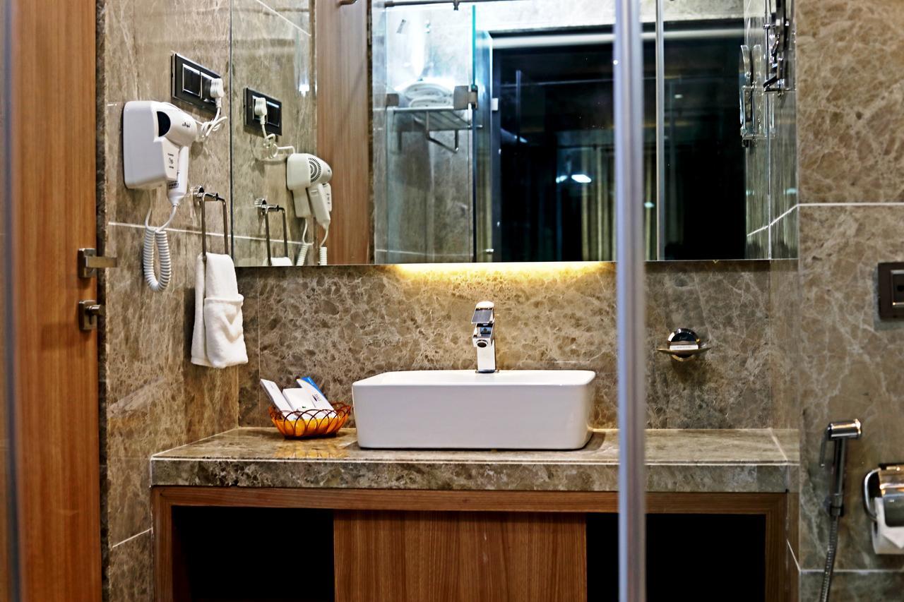 Vits Devbhumi, Dwarka Hotel Buitenkant foto